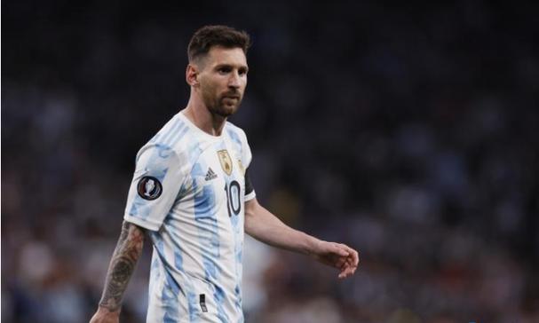 日本粉丝:女粉进来的动漫作品就废了?网友拿出数据给他当场反杀